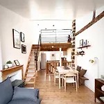Maison Atypique - Au Coeur De La Vieille Hébergement de vacances Le Puy-en-Velay