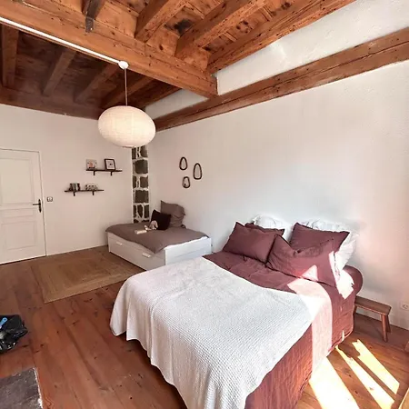 Holiday home Maison Atypique - Au Coeur De La Vieille