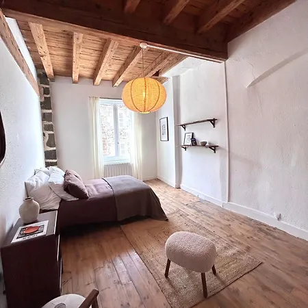 Maison Atypique - Au Coeur De La Vieille Дом отдыха *